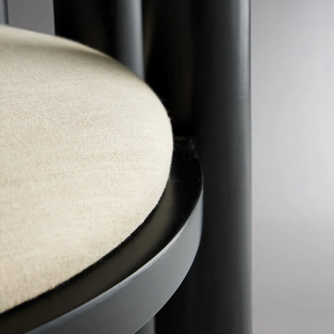 MERIDIAN Accent Chair